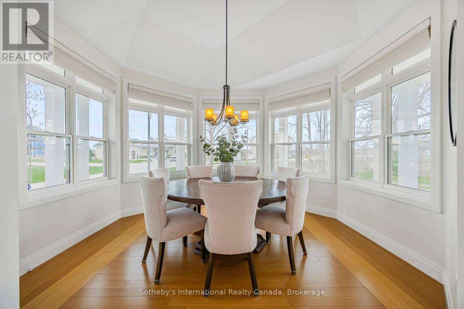 2 Swan Lane, Tay (Port Mcnicoll), Ontario  L0K 1R0 - Photo 3 - S12902836