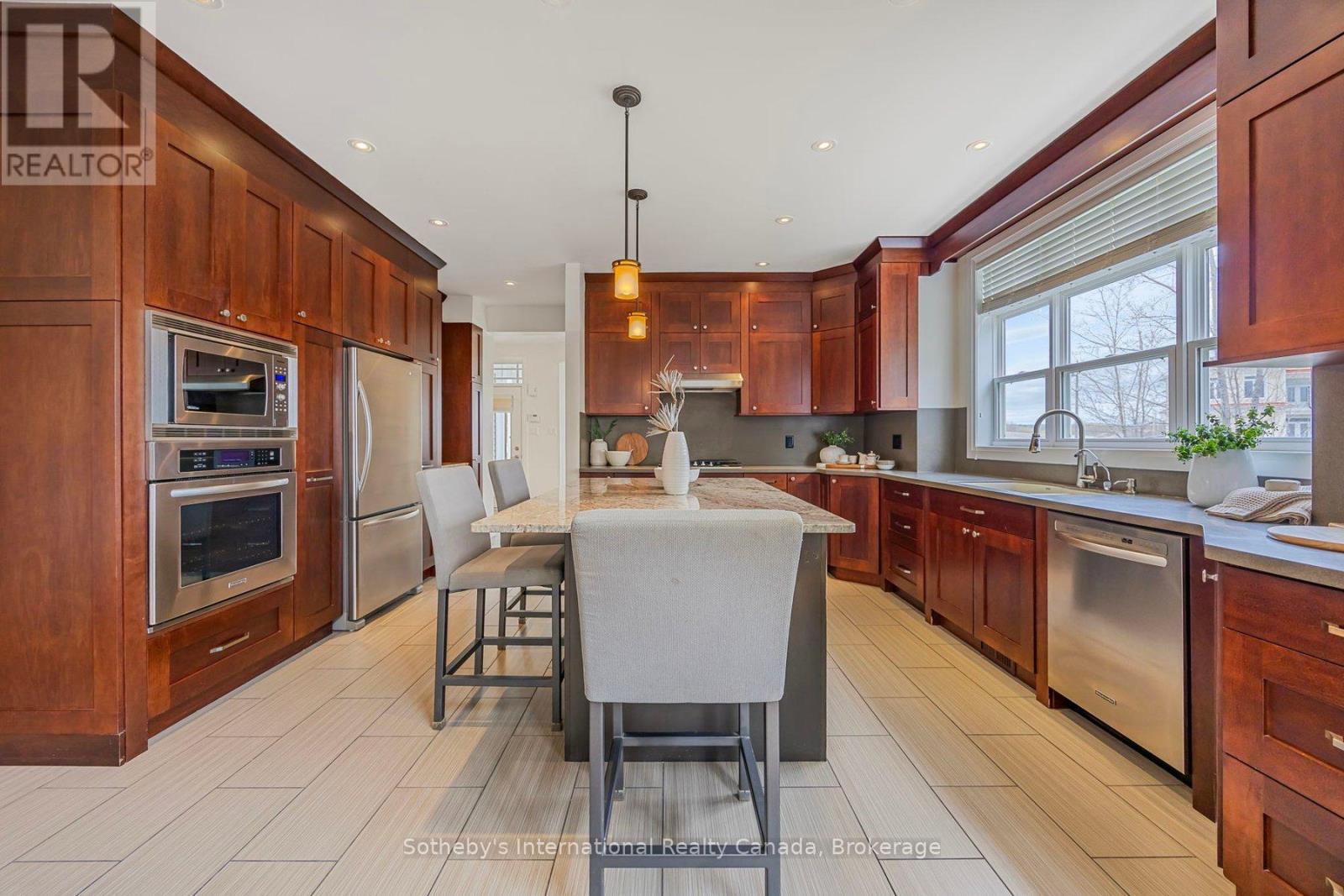 2 Swan Lane, Tay (Port Mcnicoll), Ontario  L0K 1R0 - Photo 5 - S12902836