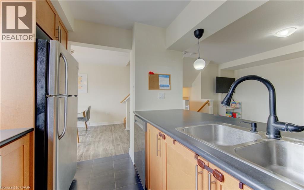 9 Outlook Terrace, Kitchener, Ontario  N2R 0K6 - Photo 13 - 40813299