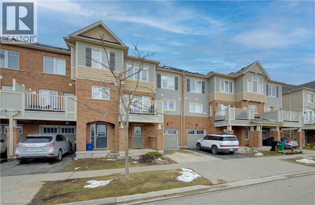 9 Outlook Terrace, Kitchener, Ontario  N2R 0K6 - Photo 2 - 40813299