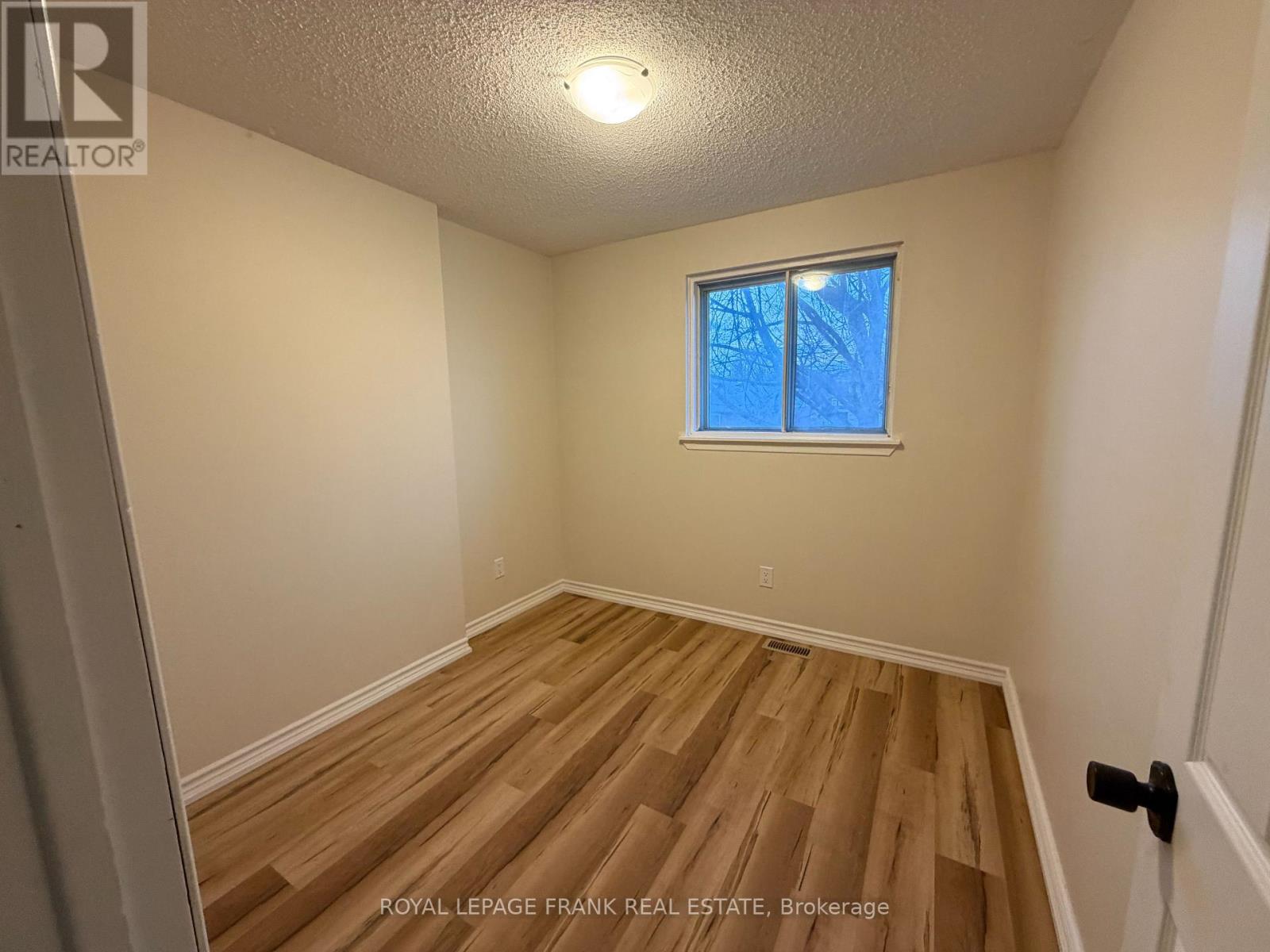 16 Loscombe Drive, Clarington, Ontario  L1C 3S9 - Photo 14 - E12902746