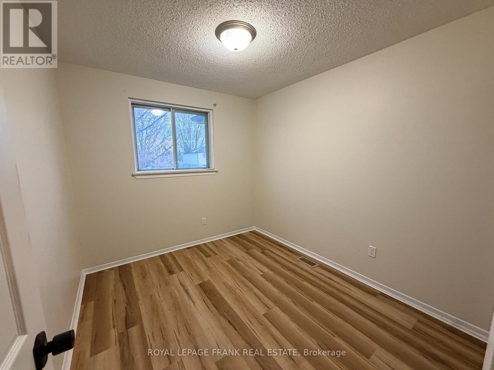 16 Loscombe Drive, Clarington, Ontario  L1C 3S9 - Photo 16 - E12902746