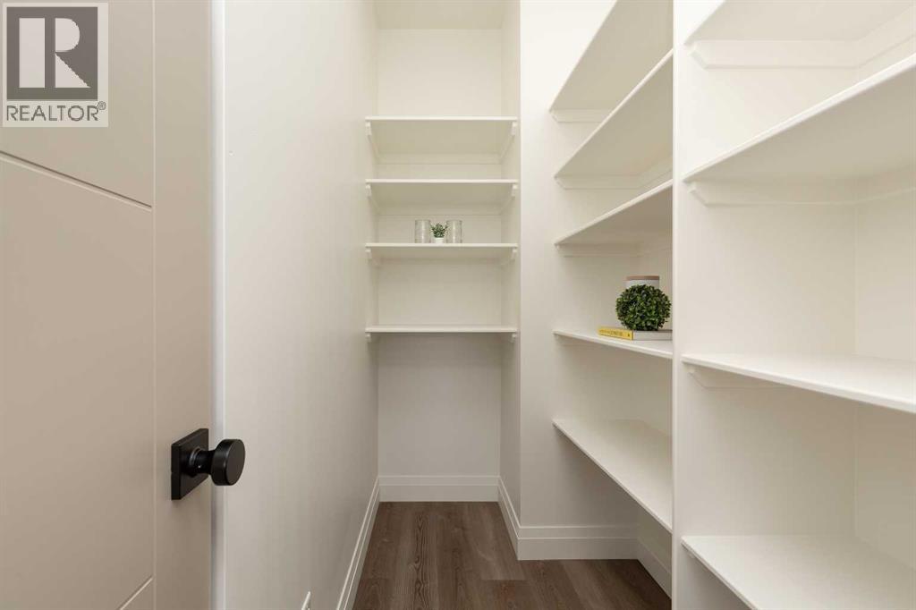 306 S 50 W, Raymond, Alberta  T0K 2S0 - Photo 7 - A2267378