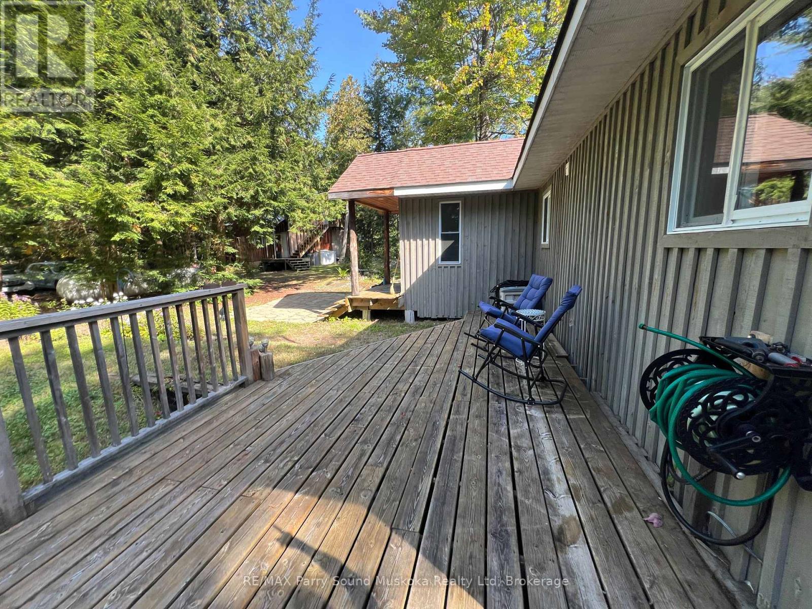 24a Rocco's Lane, Seguin, Ontario  P2A 2W8 - Photo 31 - X12902800