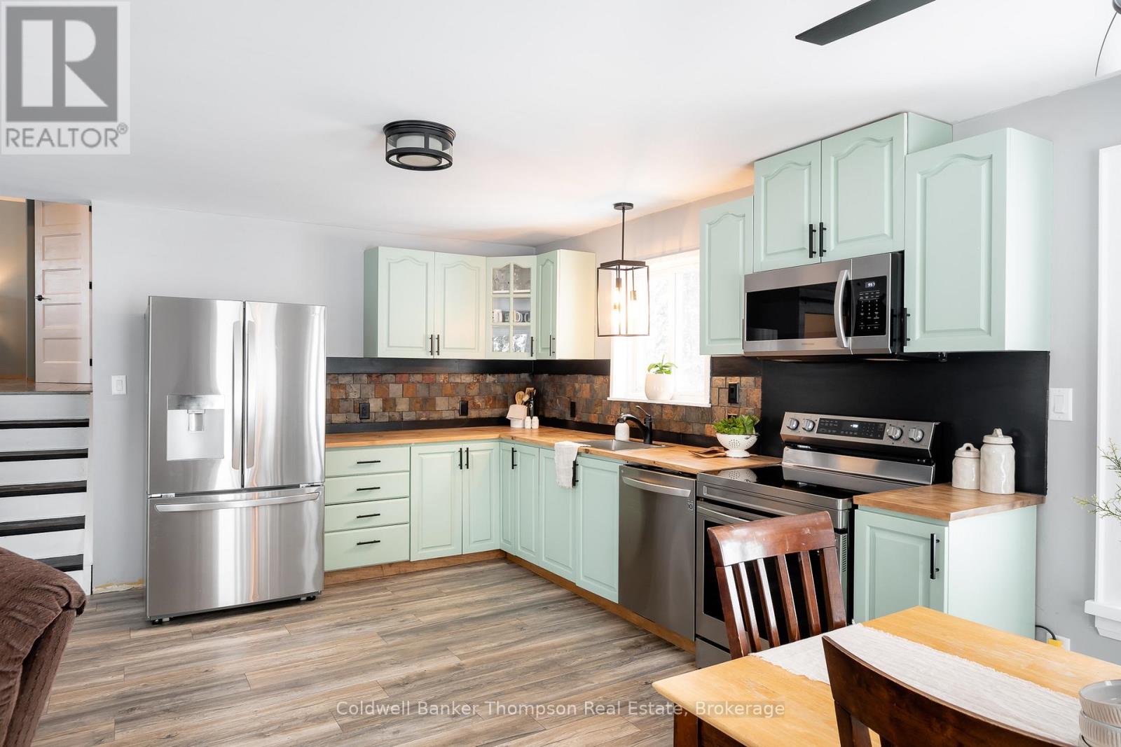 751 Old Muskoka Road, Huntsville, Ontario P0B 1M0 - Photo 11 - X12902854