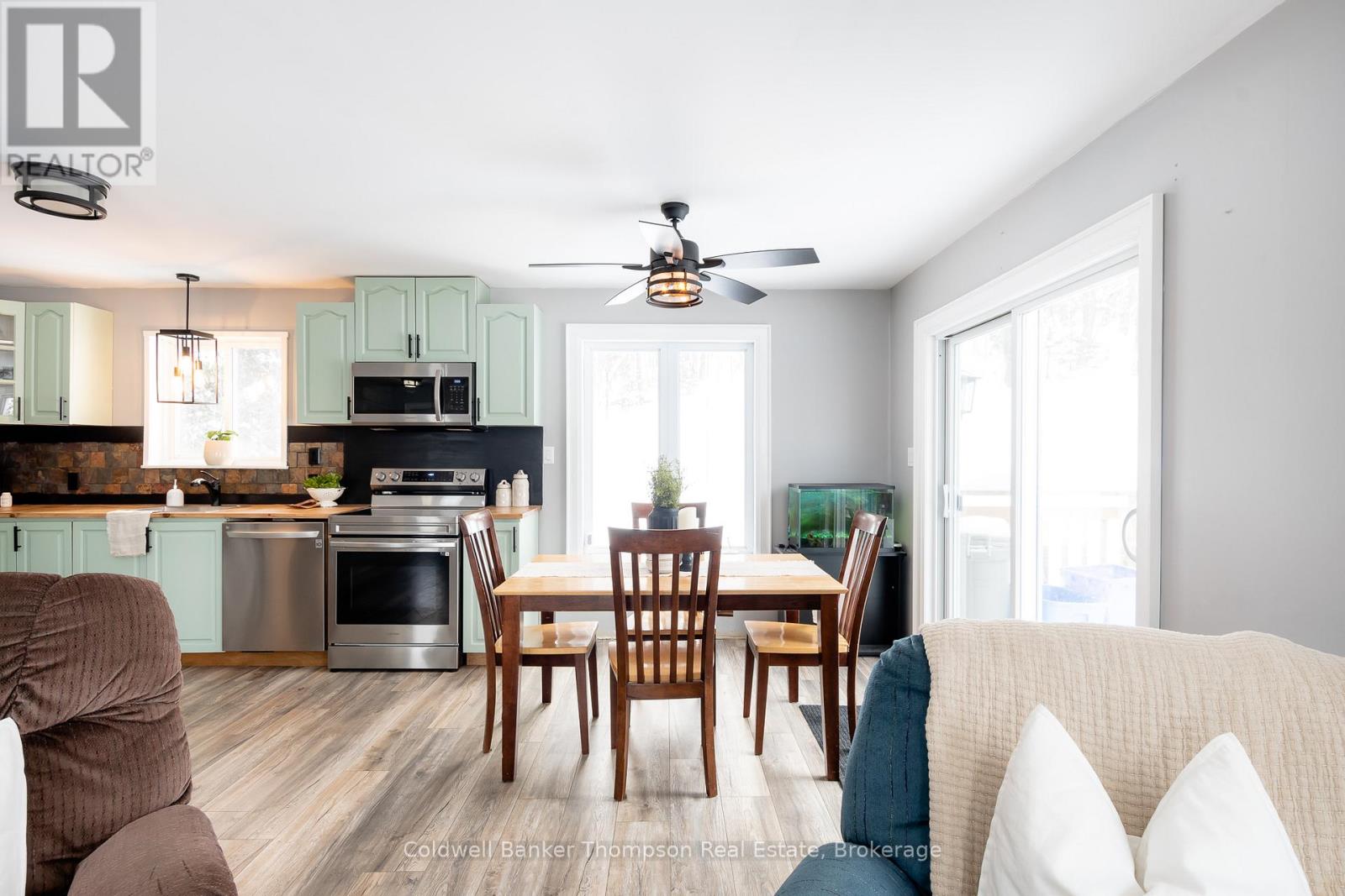 751 Old Muskoka Road, Huntsville, Ontario P0B 1M0 - Photo 15 - X12902854