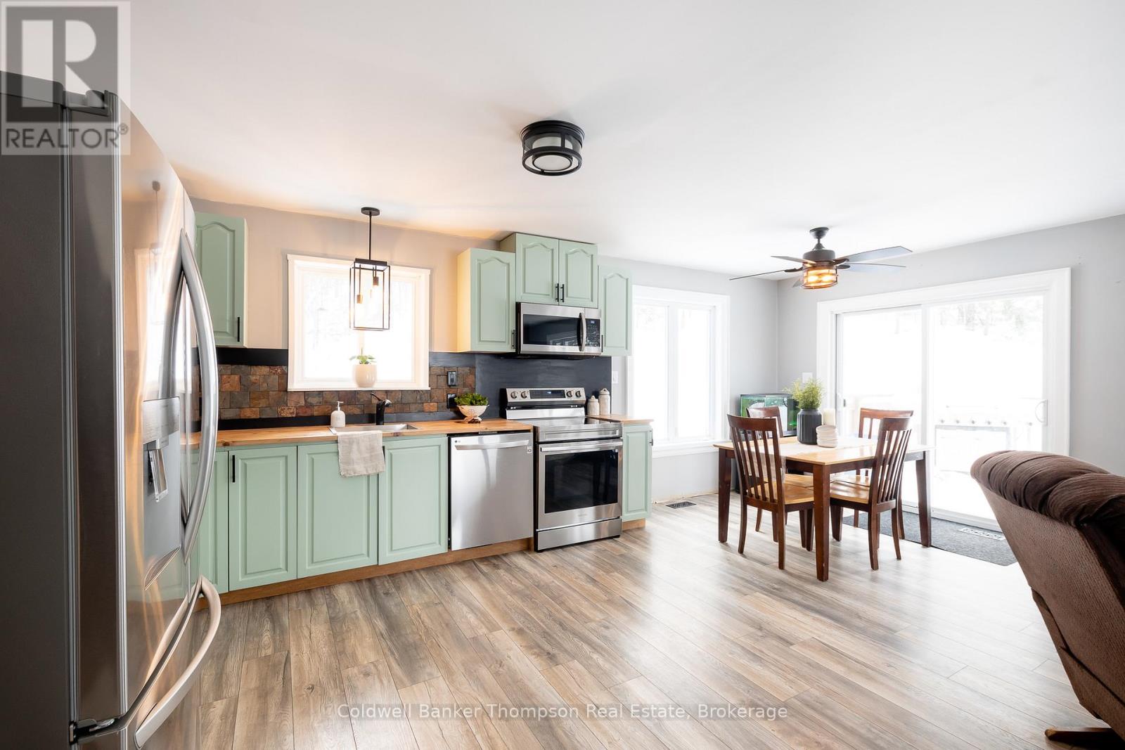 751 Old Muskoka Road, Huntsville, Ontario P0B 1M0 - Photo 7 - X12902854