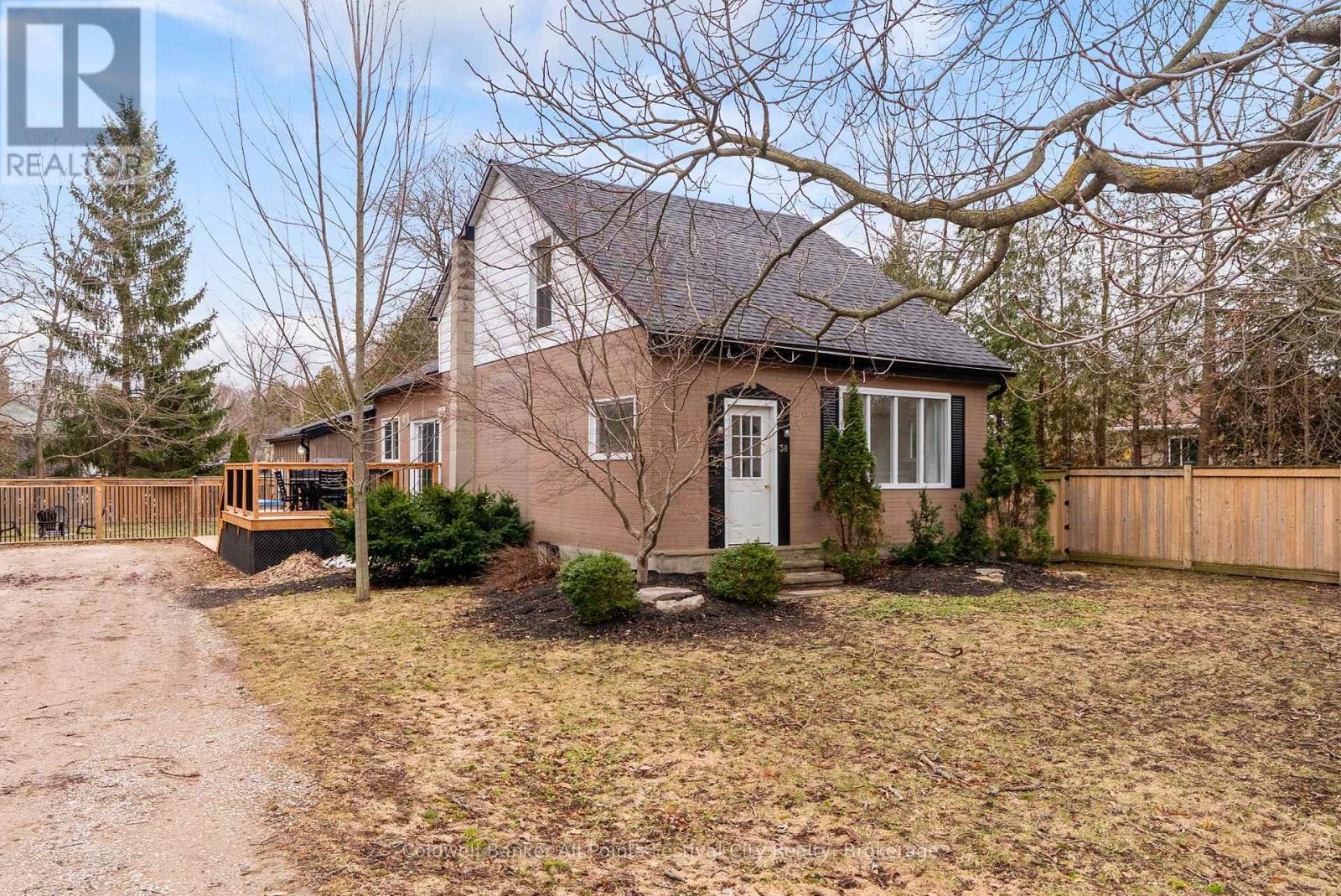 38 MAIN STREET S, Bluewater, Ontario