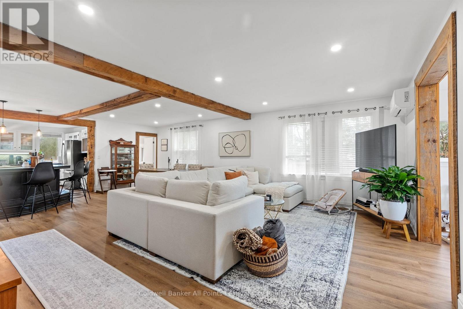 38 Main Street S, Bluewater, Ontario  N0M 1G0 - Photo 10 - X12902914