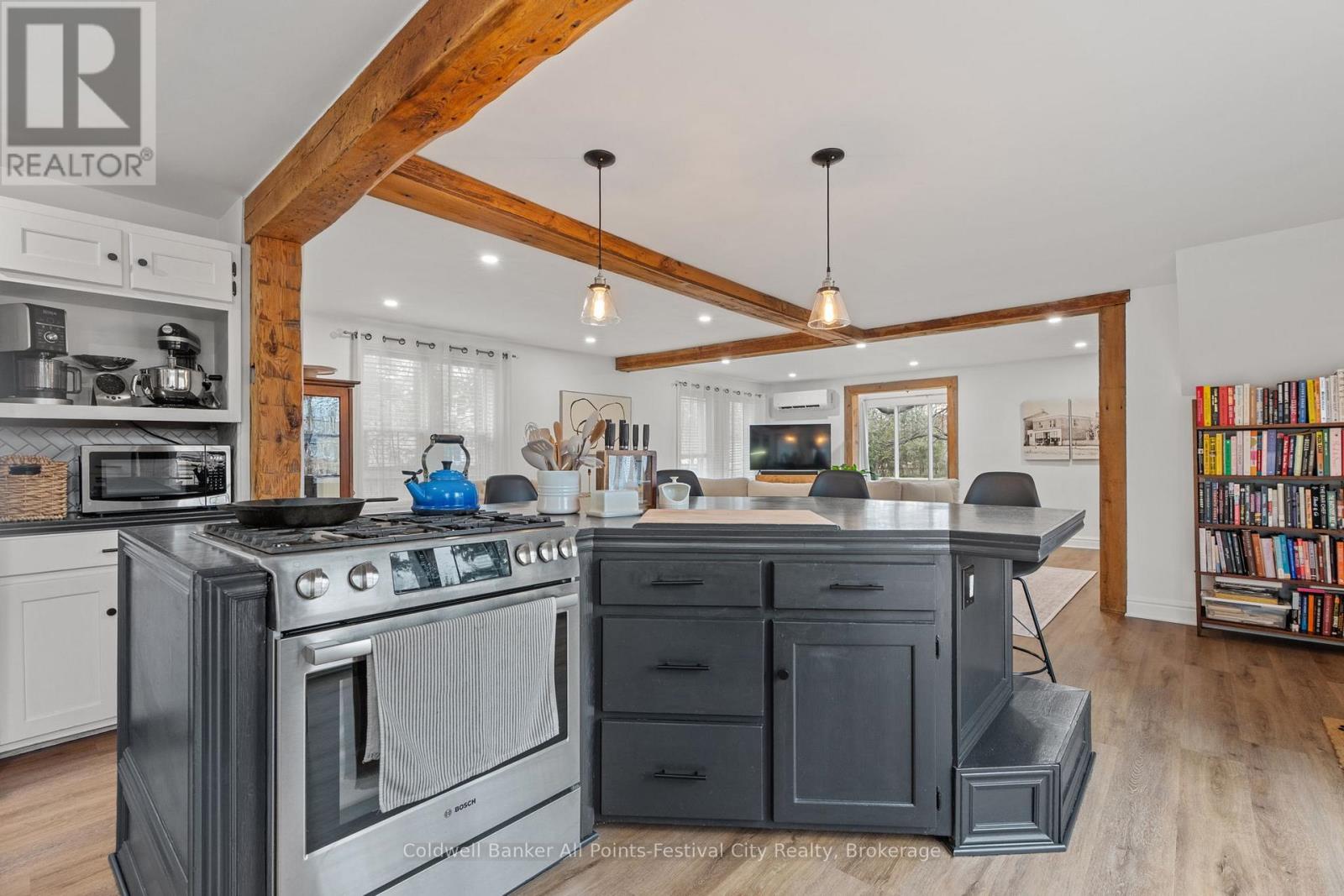 38 Main Street S, Bluewater, Ontario  N0M 1G0 - Photo 17 - X12902914