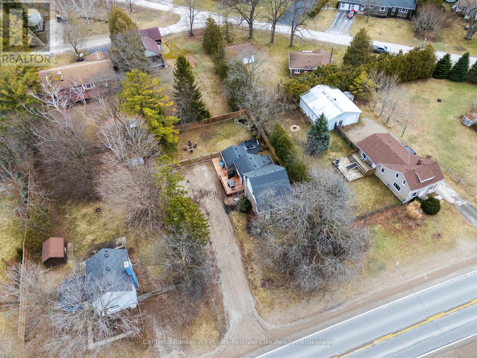 38 Main Street S, Bluewater, Ontario  N0M 1G0 - Photo 40 - X12902914