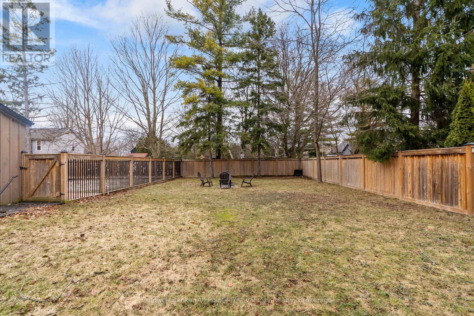 38 Main Street S, Bluewater, Ontario  N0M 1G0 - Photo 44 - X12902914