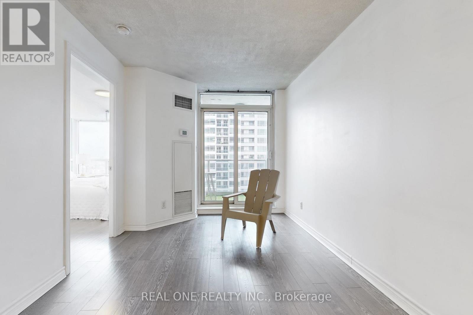 1611 - 3 Rean Drive, Toronto, Ontario  M2K 3C2 - Photo 10 - C12838284