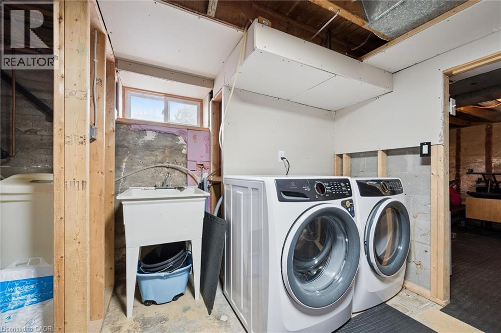 381 Connaught Street, Kitchener, Ontario  N2C 1C1 - Photo 24 - 40809109