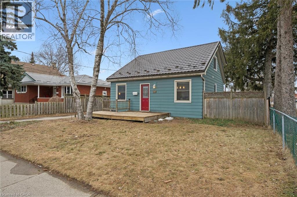 381 Connaught Street, Kitchener, Ontario  N2C 1C1 - Photo 2 - 40809109