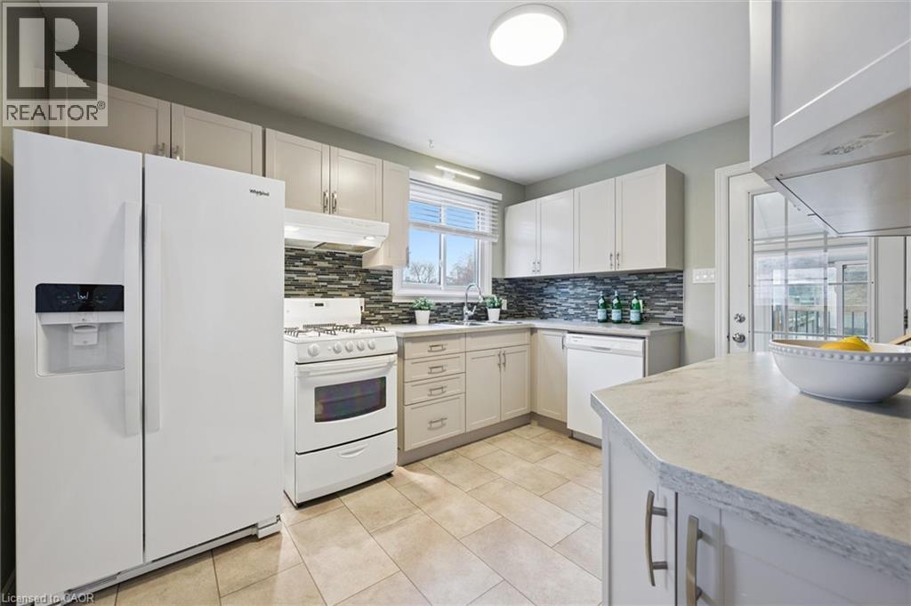 381 Connaught Street, Kitchener, Ontario  N2C 1C1 - Photo 12 - 40809109