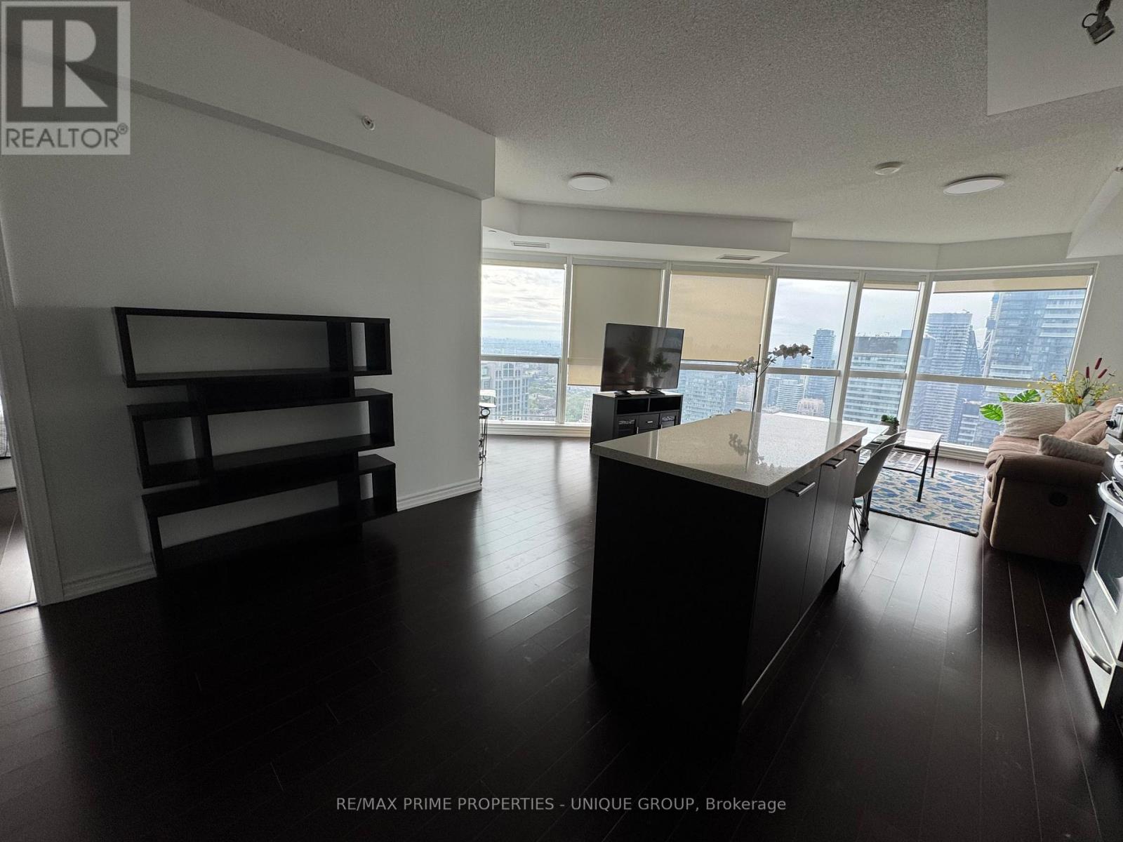 #5316 - 386 Yonge Street, Toronto (Bay Street Corridor), Ontario  M5B 0A5 - Photo 10 - C12902720