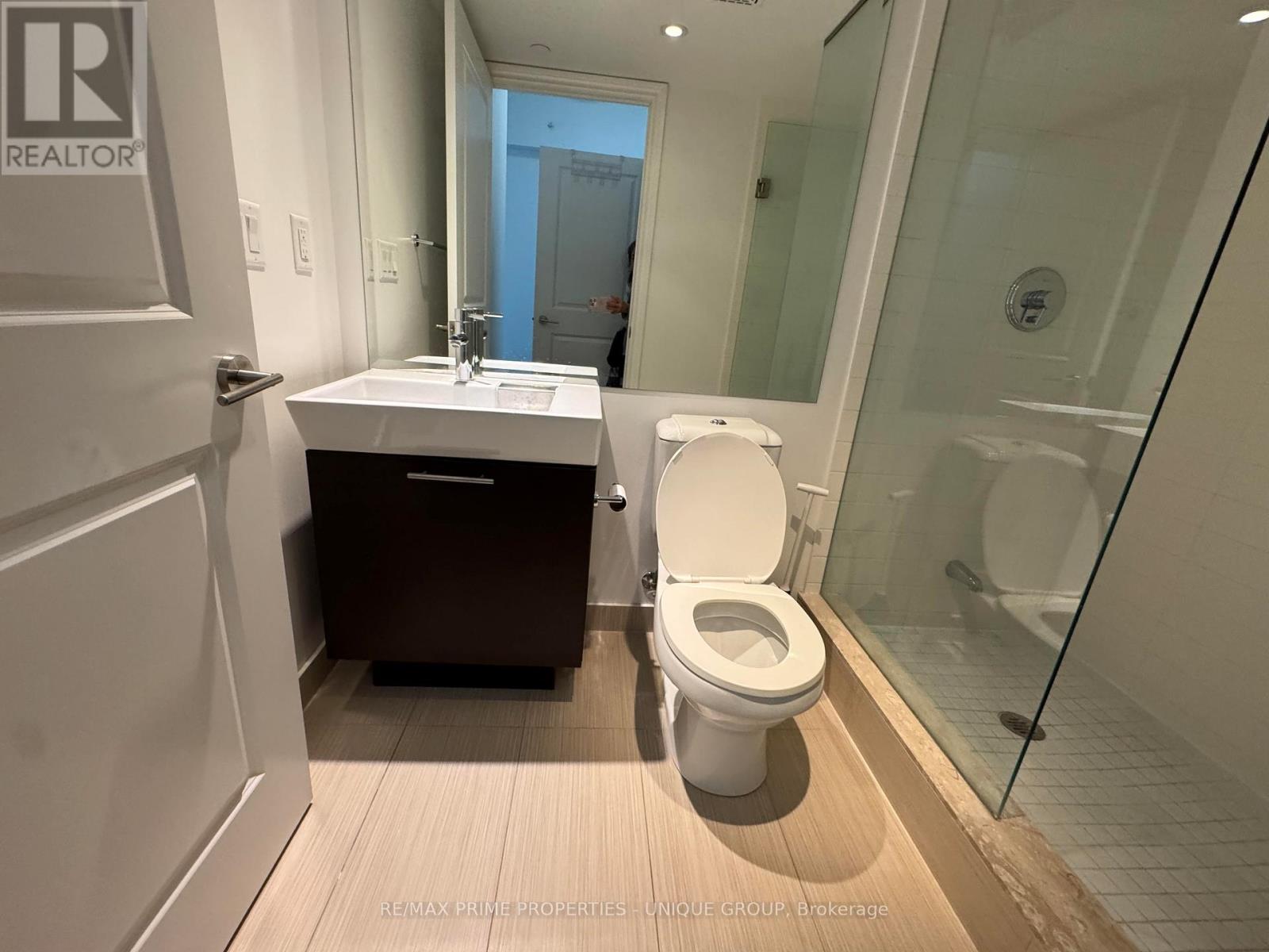 #5316 - 386 Yonge Street, Toronto (Bay Street Corridor), Ontario  M5B 0A5 - Photo 6 - C12902720