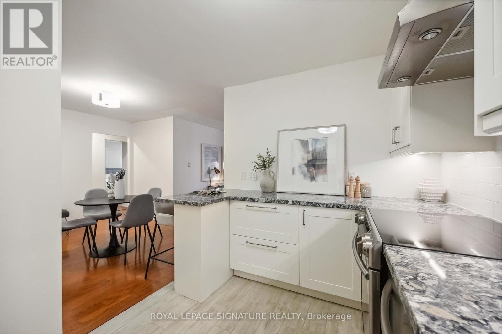 201 - 212 St. George Street, Toronto, Ontario  M5R 2N5 - Photo 15 - C12902748