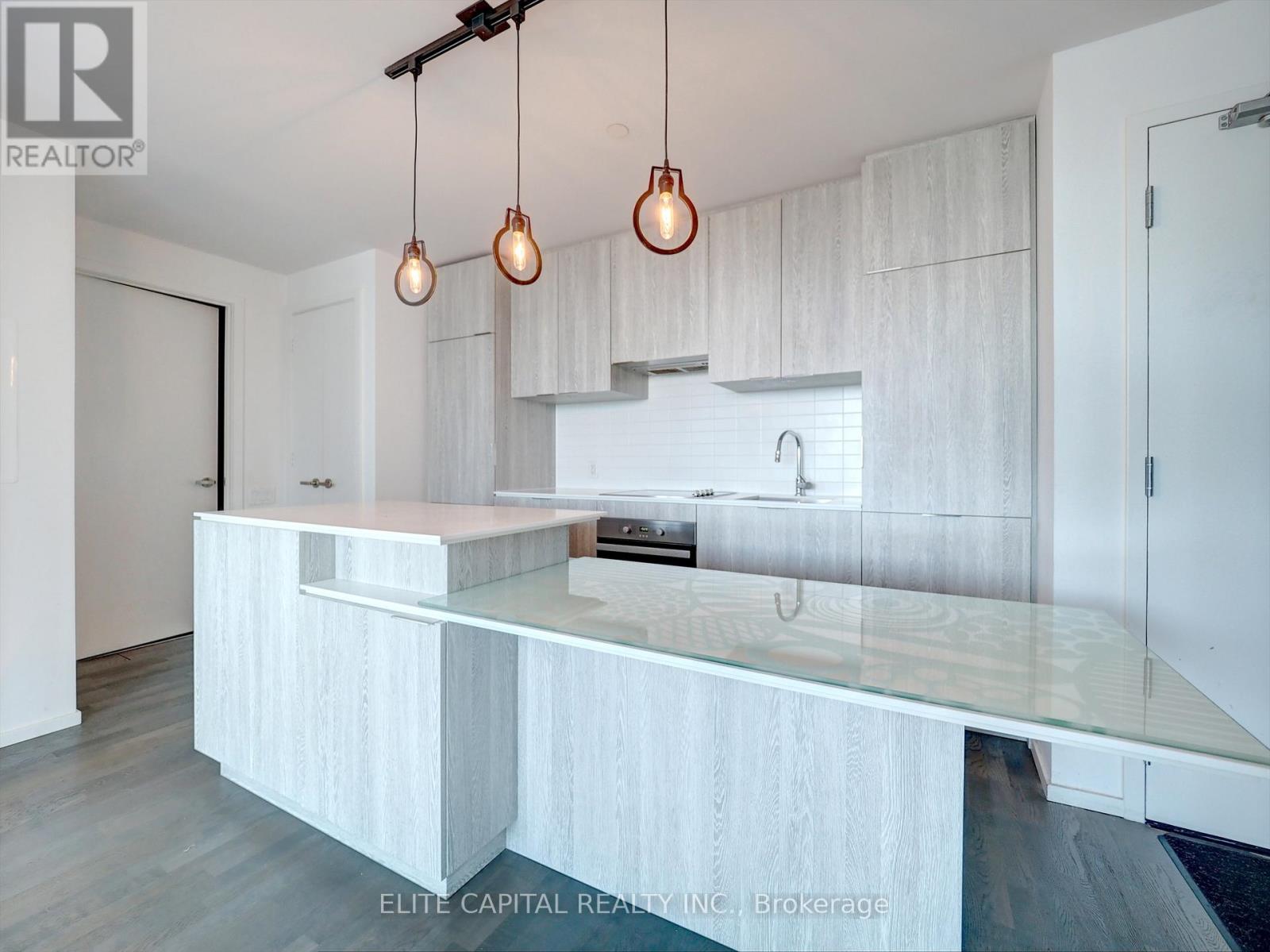 3011 - 5 St Joseph Street, Toronto, Ontario  M4Y 1J6 - Photo 2 - C12902756