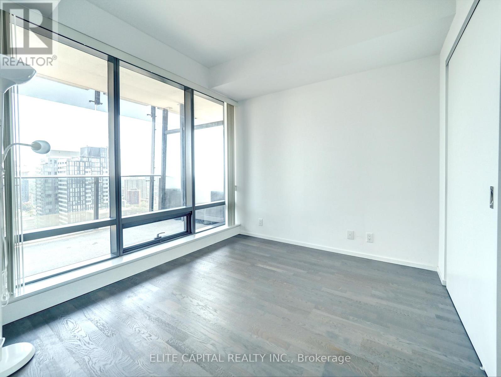 3011 - 5 St Joseph Street, Toronto, Ontario  M4Y 1J6 - Photo 4 - C12902756