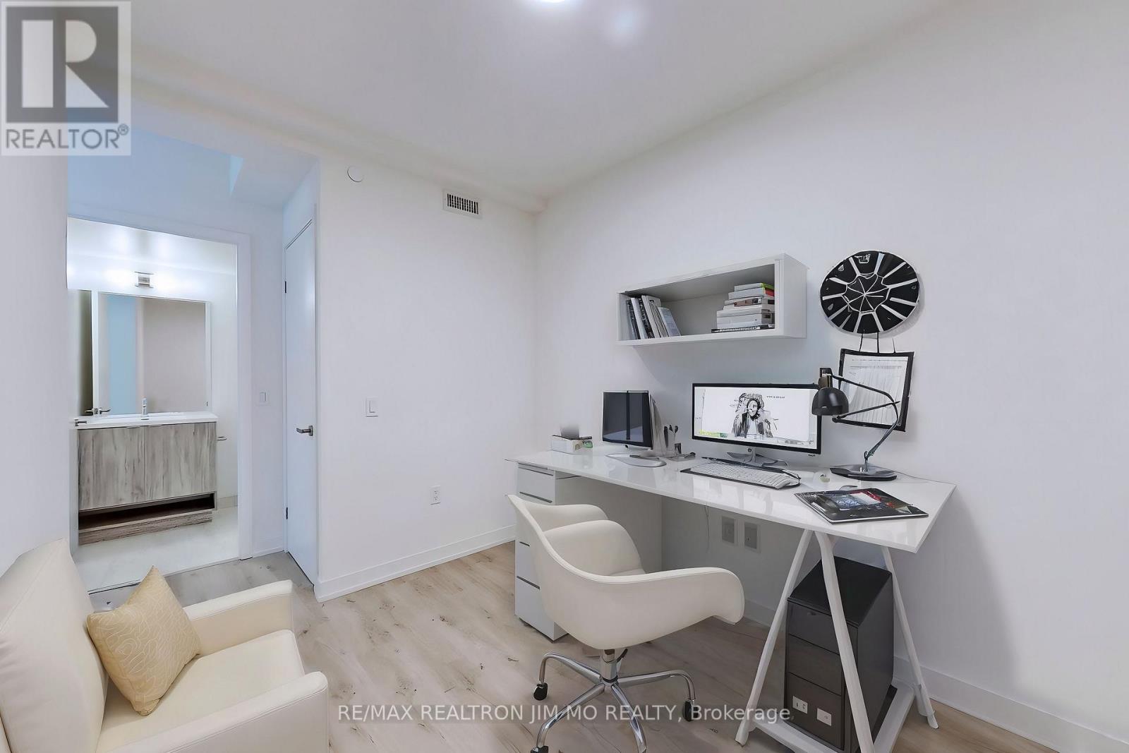 5107 - 138 Downes Street, Toronto, Ontario  M5E 0E4 - Photo 26 - C12902776