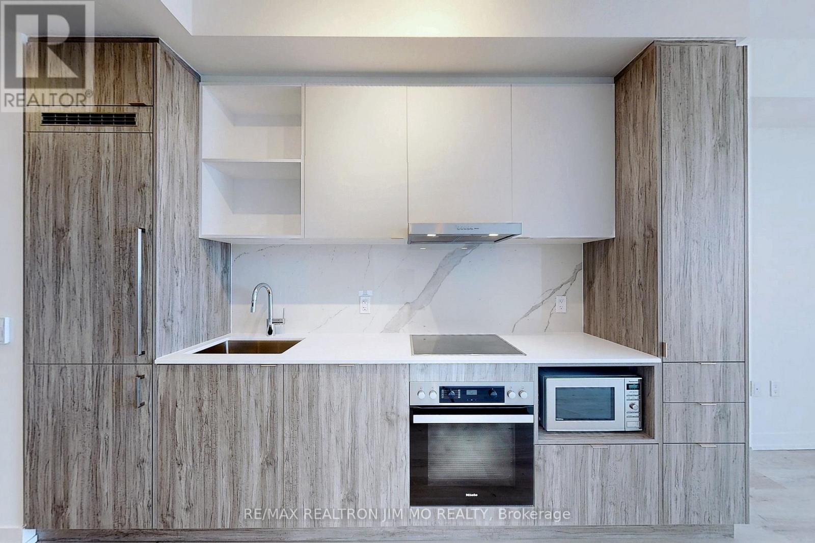 5107 - 138 Downes Street, Toronto, Ontario  M5E 0E4 - Photo 7 - C12902776