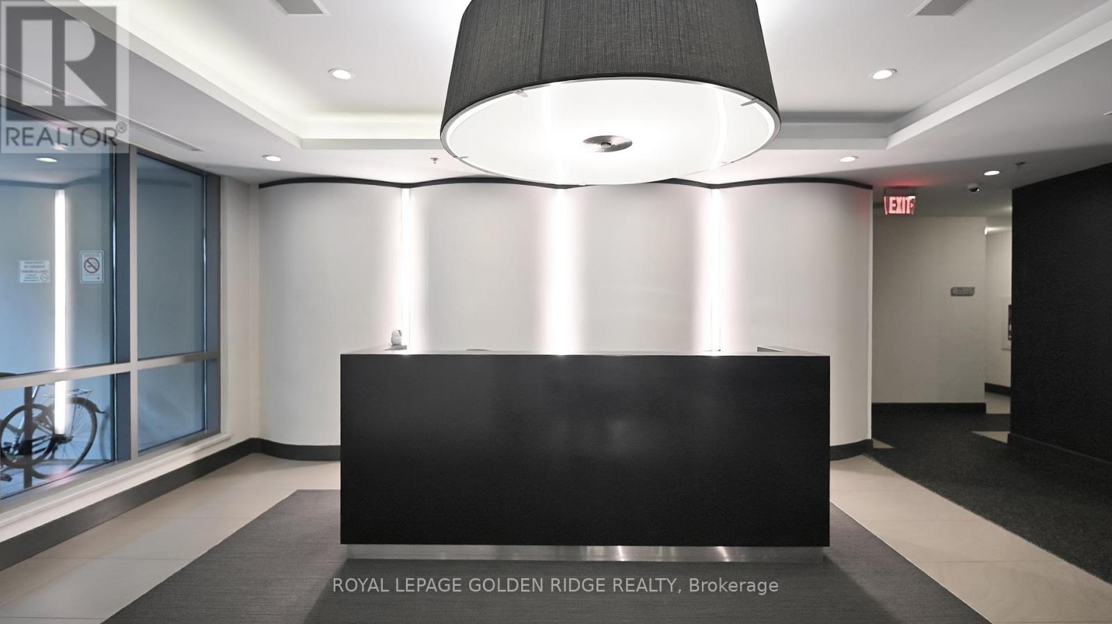 224 - 377 Madison Avenue, Toronto, Ontario  M4V 3E1 - Photo 4 - C12902816