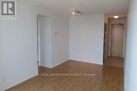 1807 - 212 Eglinton Avenue E, Toronto, Ontario  M4P 0A3 - Photo 5 - C12902880