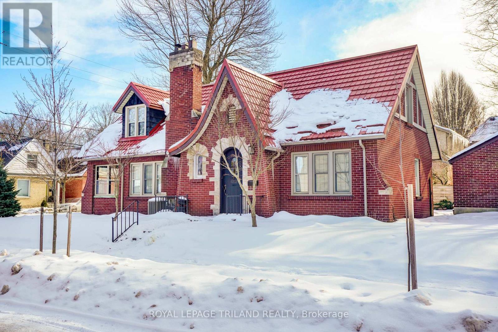 1 Woodland Place, London South, Ontario  N6C 1H9 - Photo 4 - X12902696