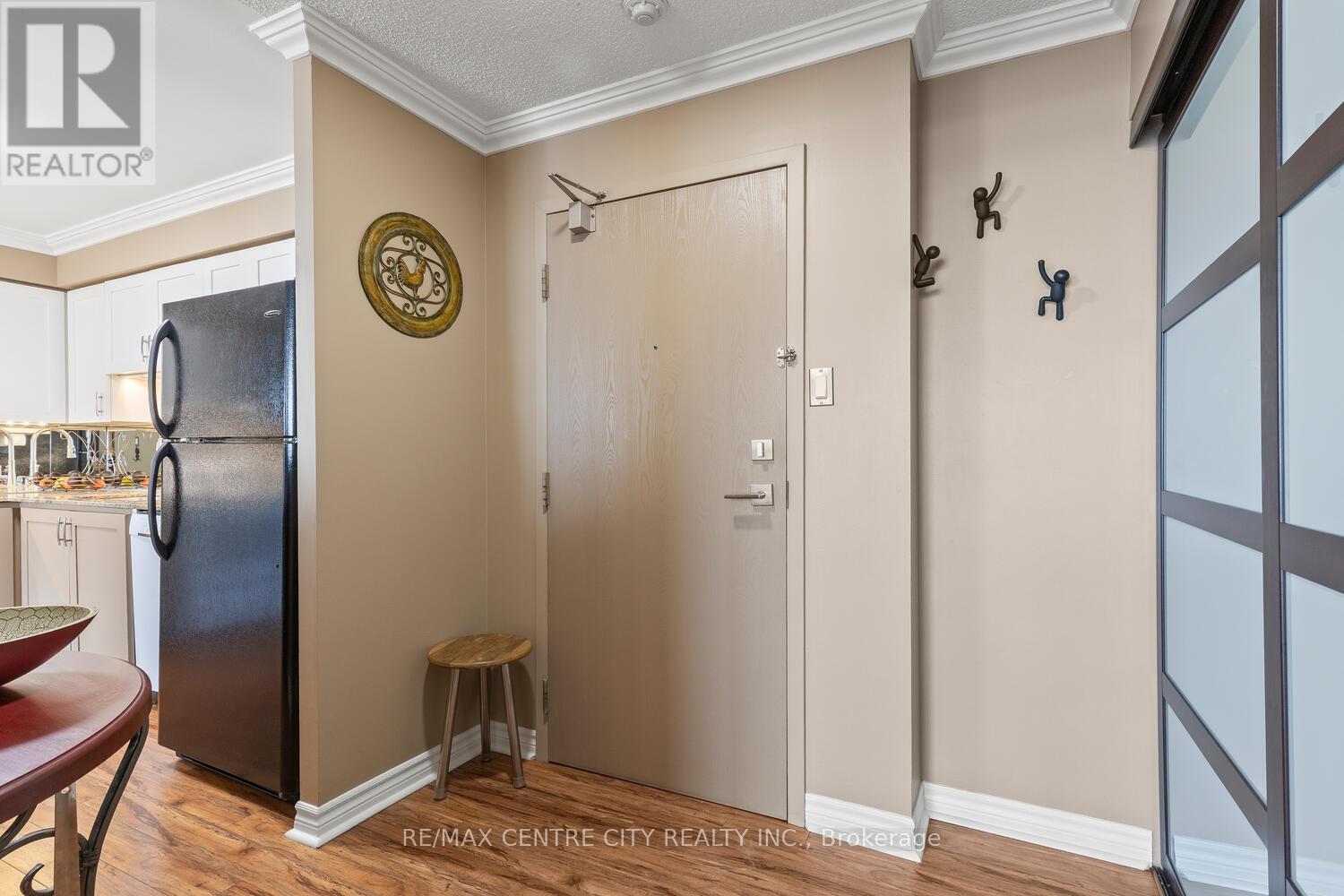 809 - 127 Belmont Drive, London South, Ontario  N6J 4J7 - Photo 8 - X12902724