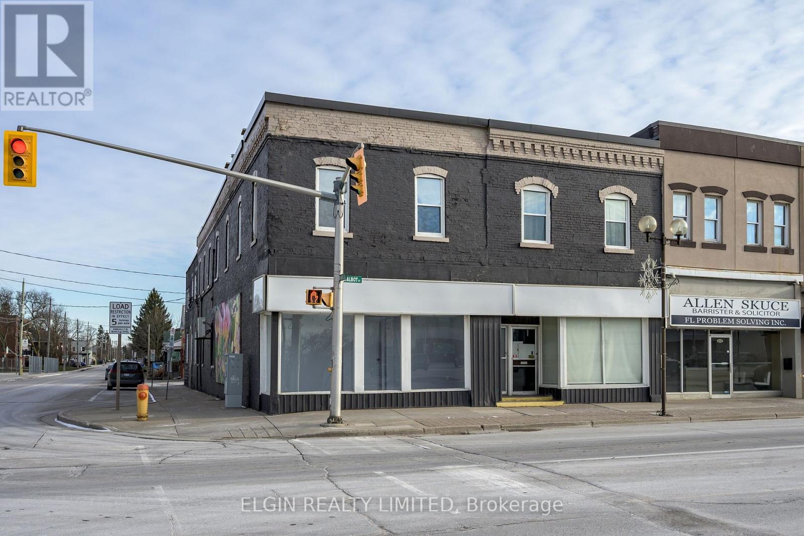 801-807 Talbot Street, St. Thomas, Ontario  N5P 1E4 - Photo 2 - X12902778