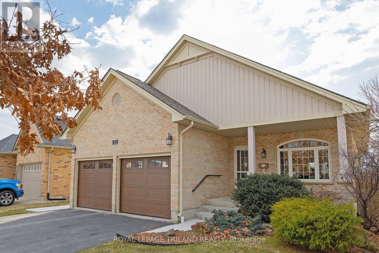 39 Augusta Crescent, St. Thomas, Ontario  N5R 6J8 - Photo 2 - X12902870