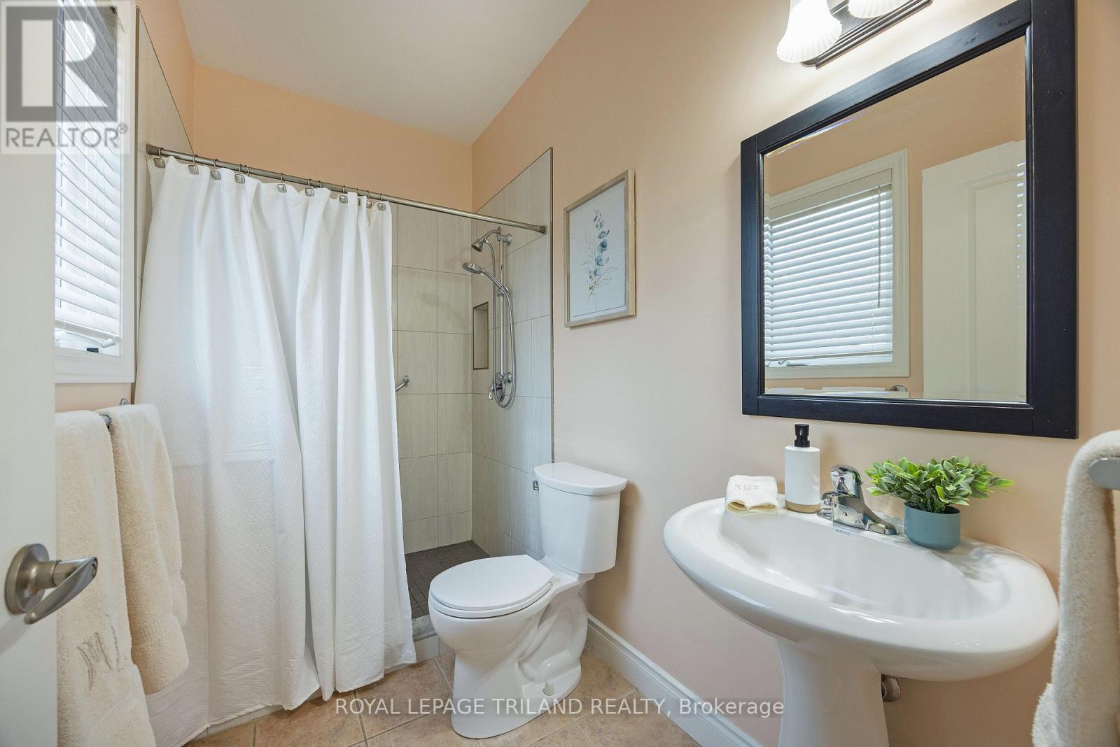 39 Augusta Crescent, St. Thomas, Ontario  N5R 6J8 - Photo 22 - X12902870