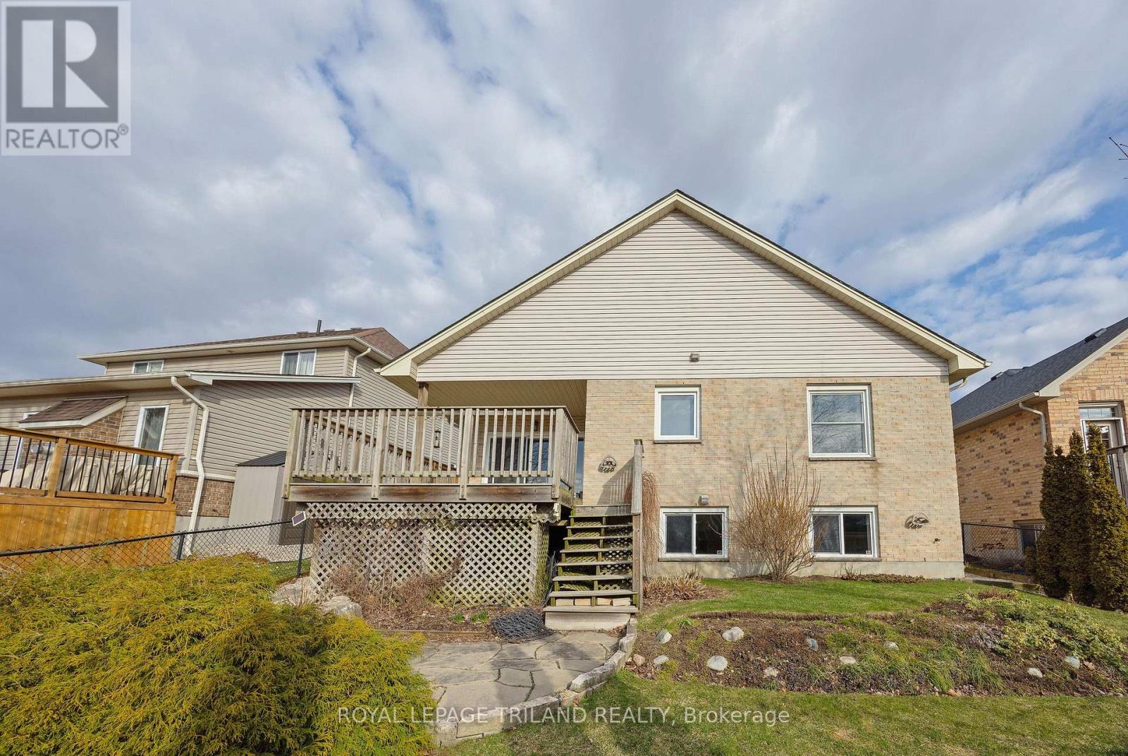 39 Augusta Crescent, St. Thomas, Ontario  N5R 6J8 - Photo 42 - X12902870