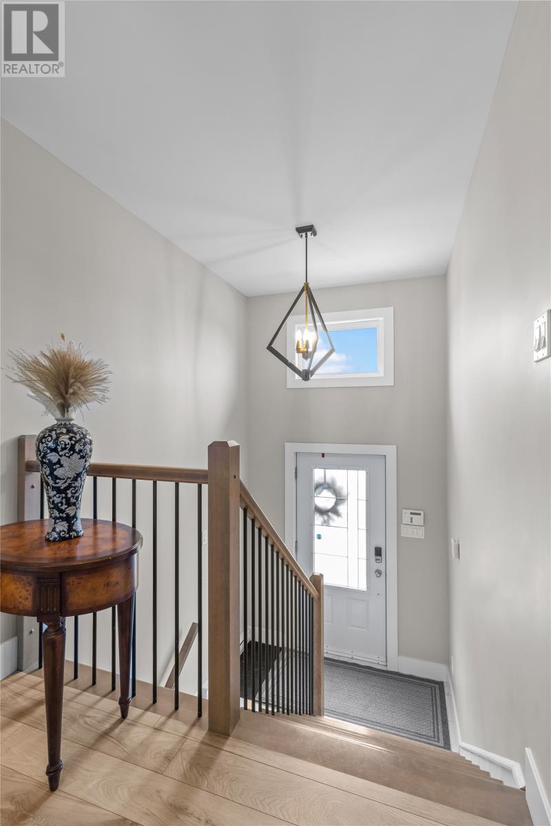 77 Maurice Putt Crescent, St. John's, Newfoundland & Labrador  A1B 1G6 - Photo 3 - 1295357