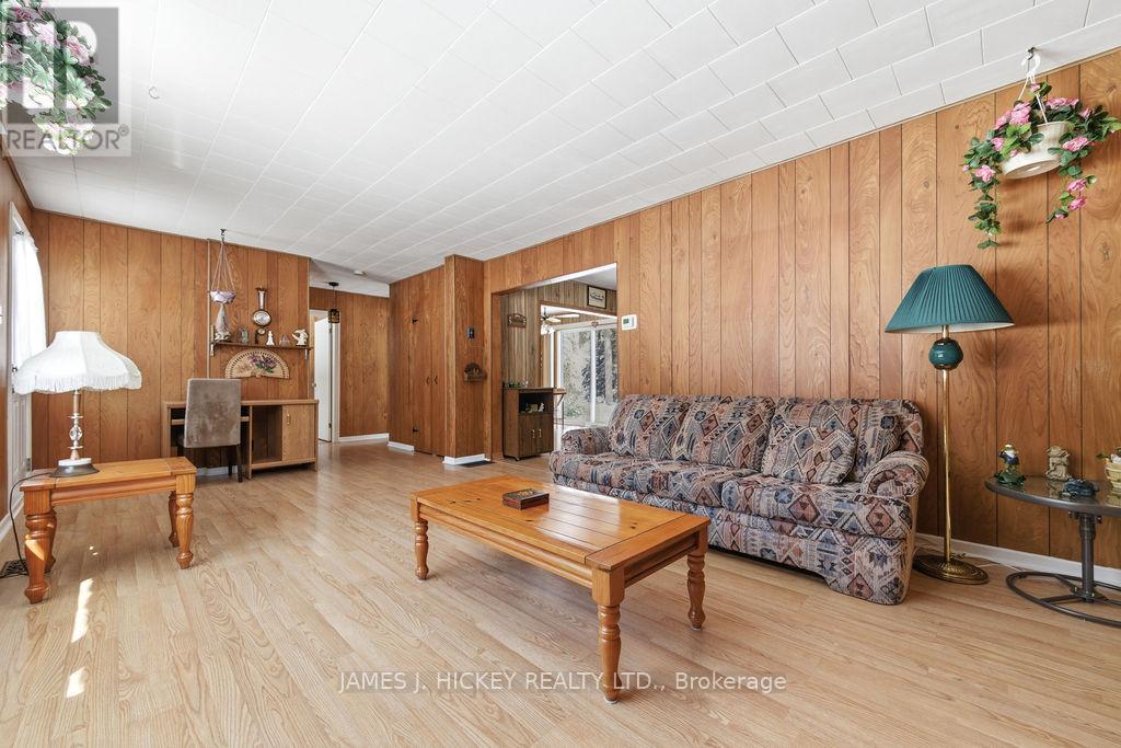 33416 Hwy 17 Highway W, Deep River, Ontario  K0J 1P0 - Photo 14 - X12902806