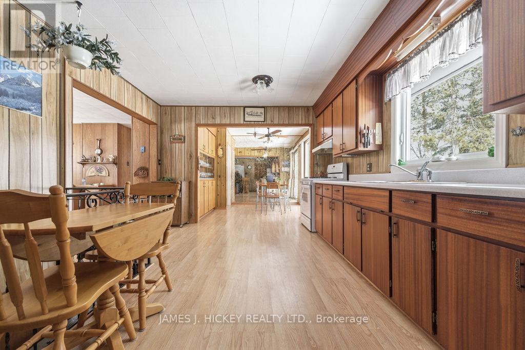 33416 Hwy 17 Highway W, Deep River, Ontario  K0J 1P0 - Photo 5 - X12902806