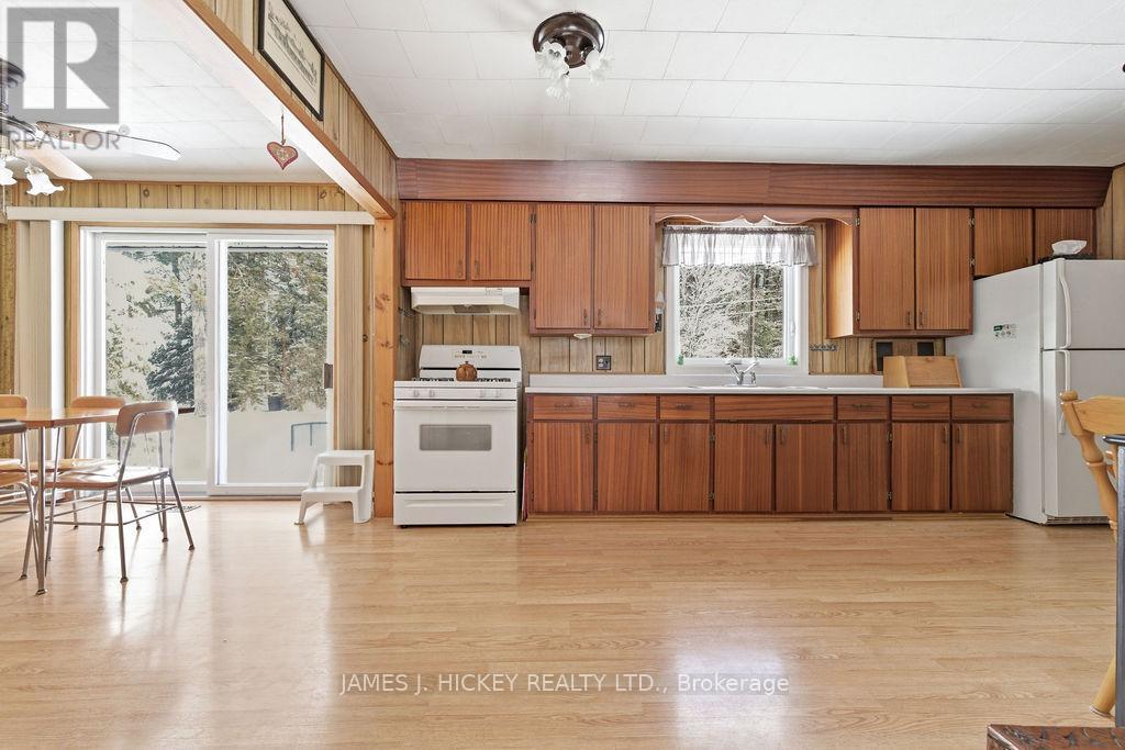 33416 Hwy 17 Highway W, Deep River, Ontario  K0J 1P0 - Photo 6 - X12902806