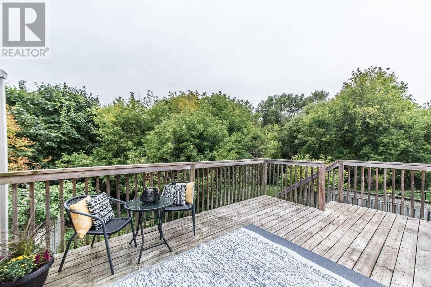 1896 Woodgate Court, Oshawa, Ontario  L1G 7Z2 - Photo 19 - E12902650