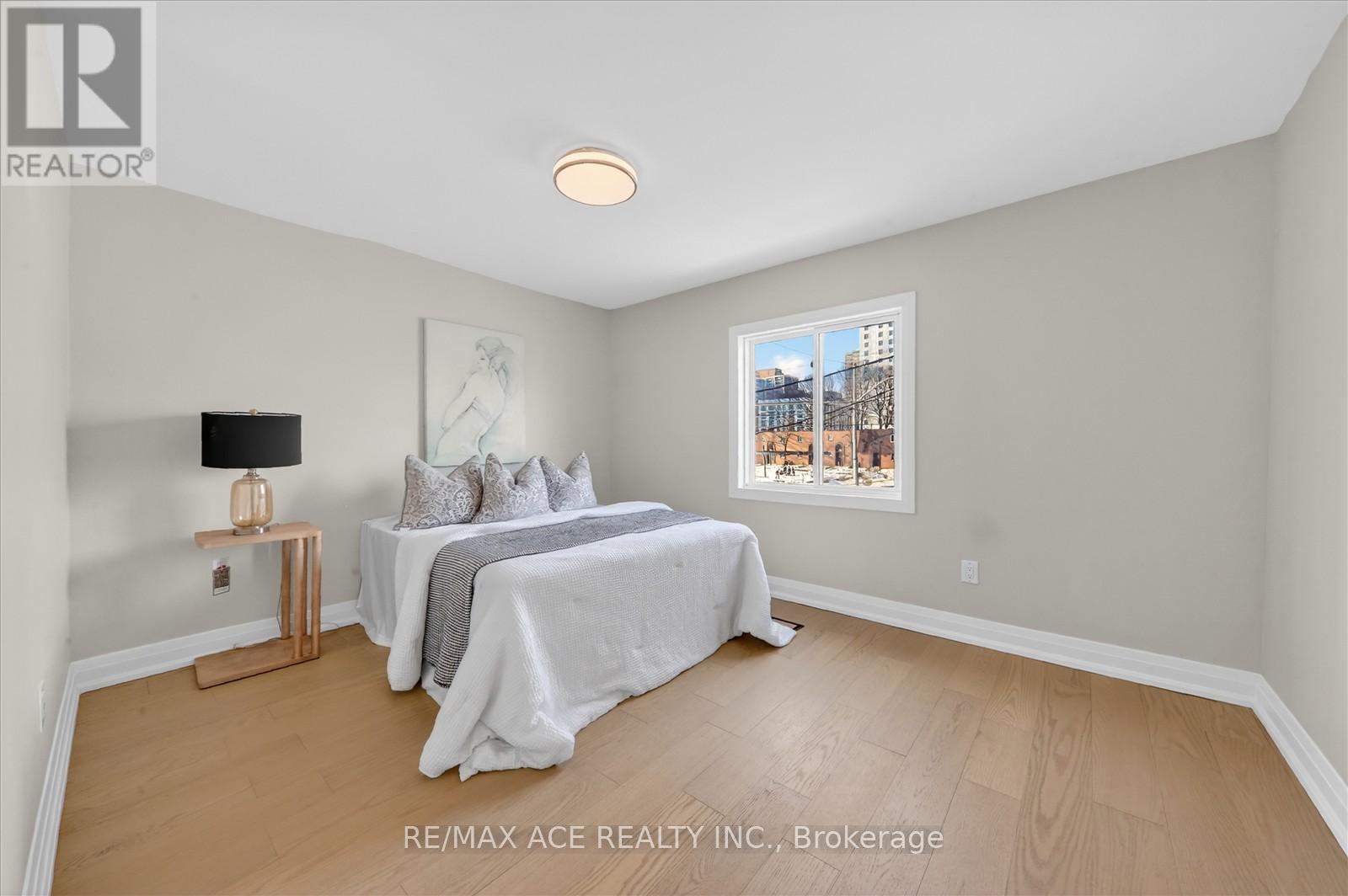 37 Secord Avenue, Toronto, Ontario  M4C 2C4 - Photo 16 - E12902660