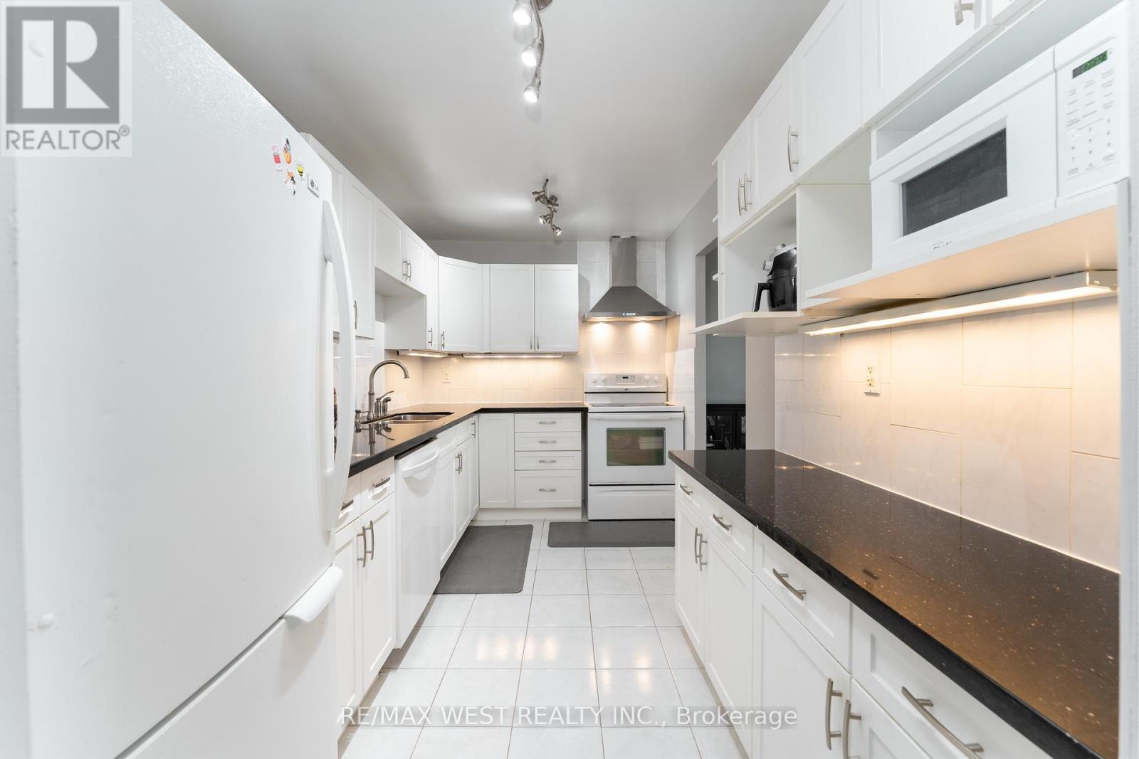 612 - 4062 Lawrence Avenue E, Toronto, Ontario  M1E 4V5 - Photo 9 - E12902714