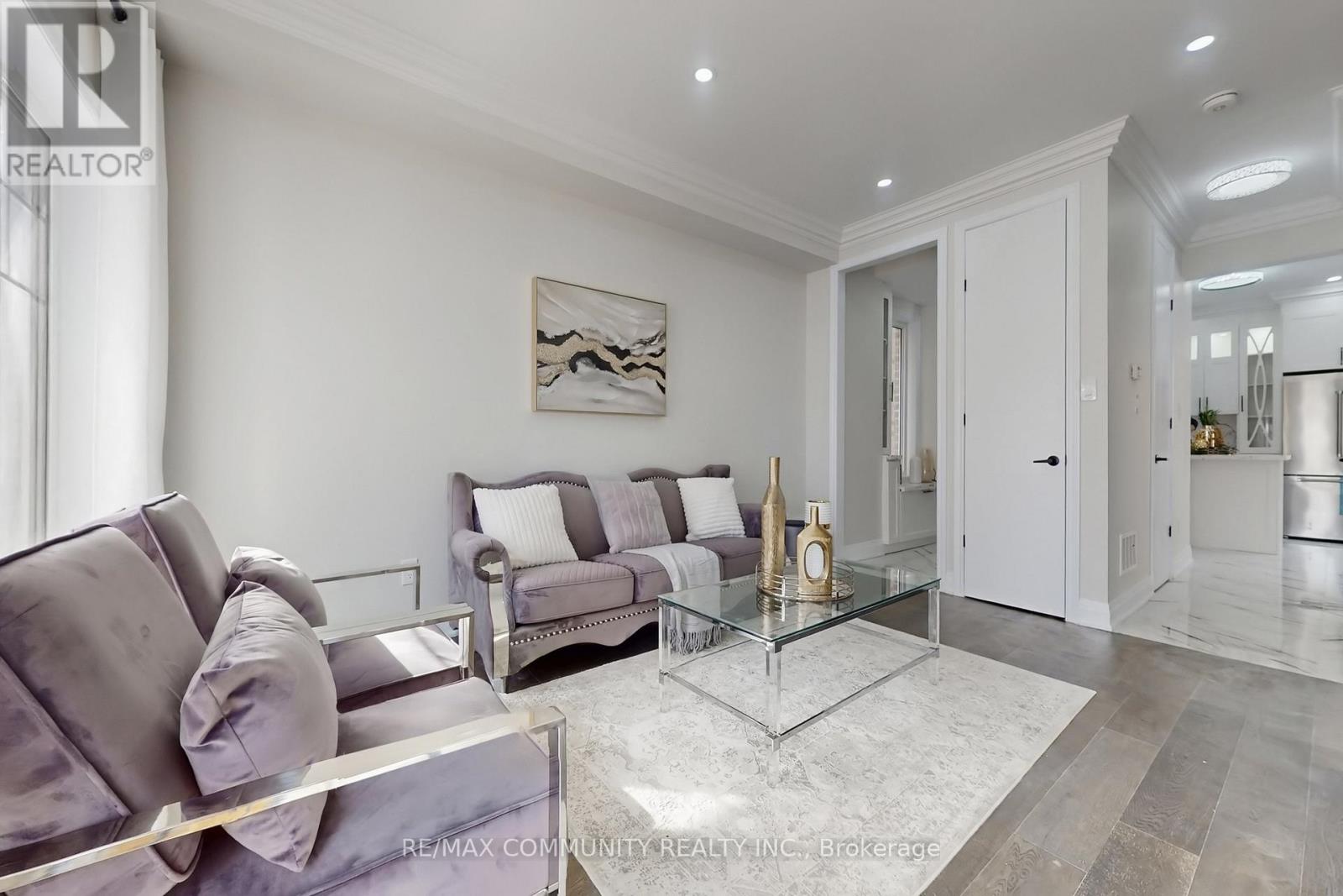 7 - 1741 Fairport Road, Pickering, Ontario  L1V 1S9 - Photo 5 - E12902798