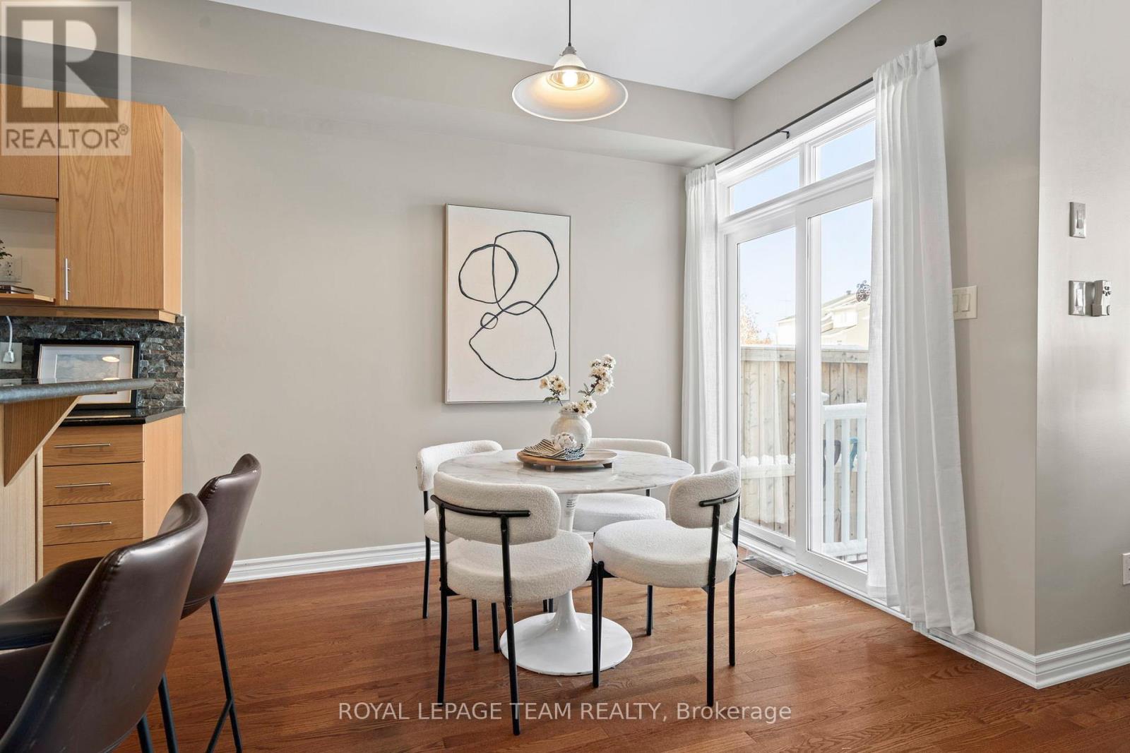 319 Kingbrook Drive, Ottawa, Ontario K2M 0G1 - Photo 11 - X12902658