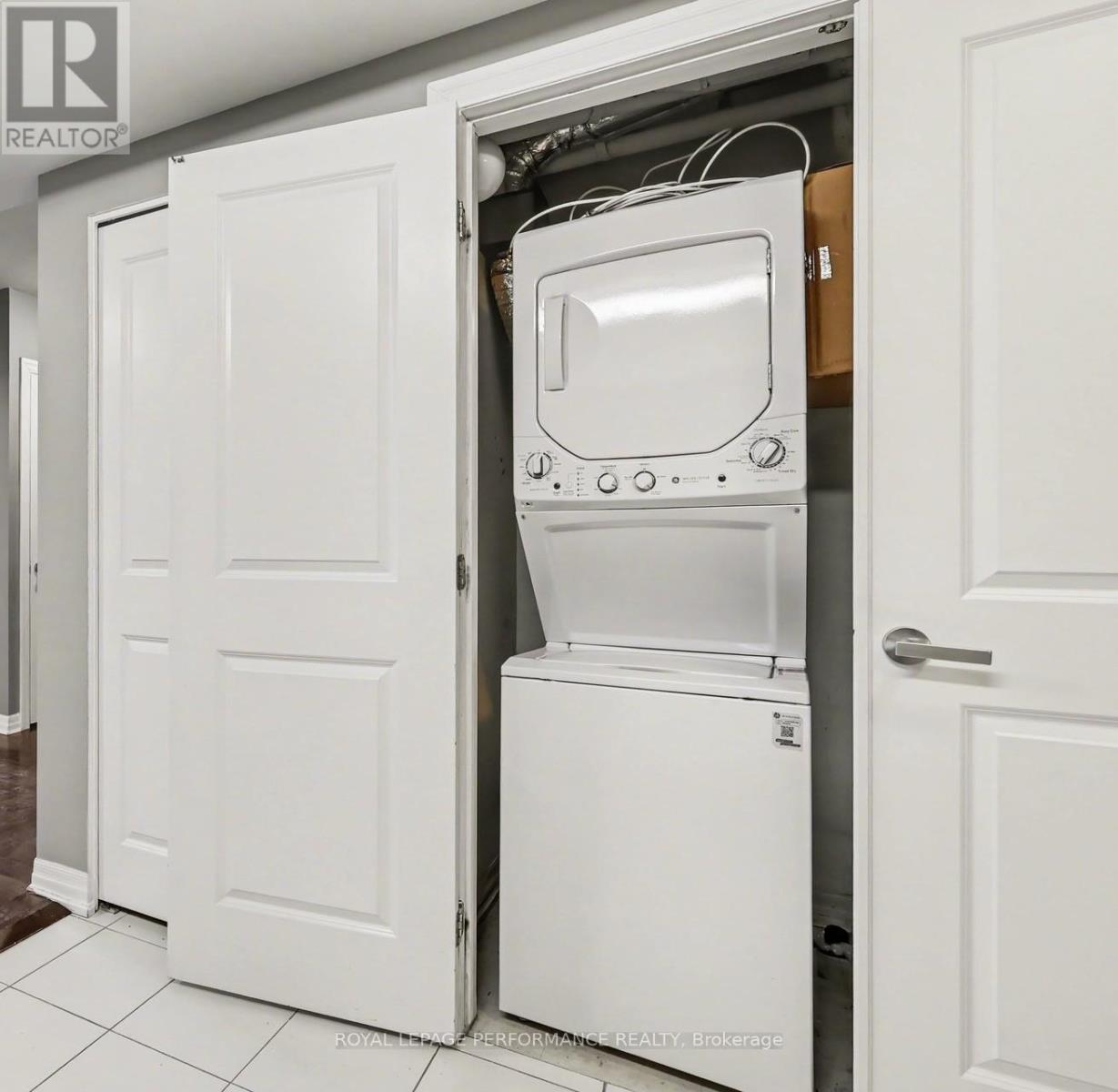 204 - 242 Rideau Street, Ottawa, Ontario  K1N 0B7 - Photo 13 - X12902864