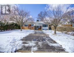 73 BERKINSHAW CRESCENT, Toronto, Ontario