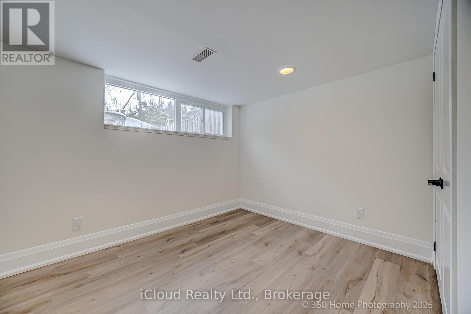 73 Berkinshaw Crescent, Toronto, Ontario  M3B 2T1 - Photo 29 - C12902558