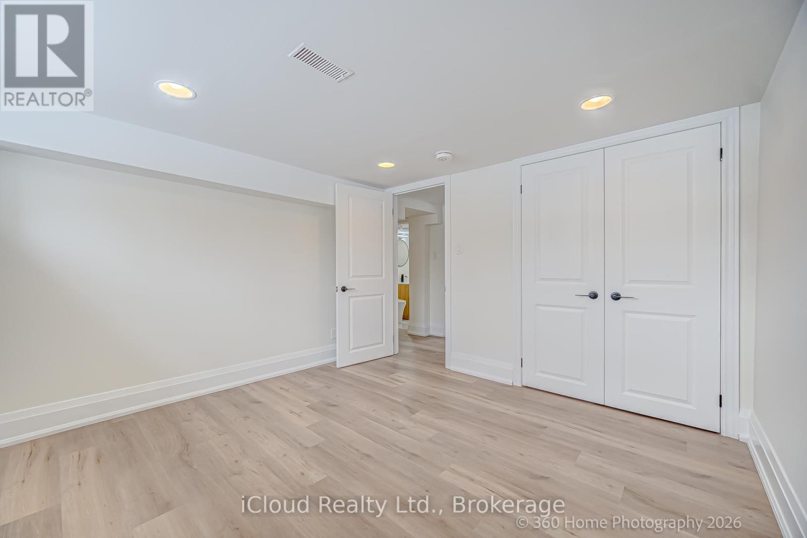 73 Berkinshaw Crescent, Toronto, Ontario  M3B 2T1 - Photo 31 - C12902558