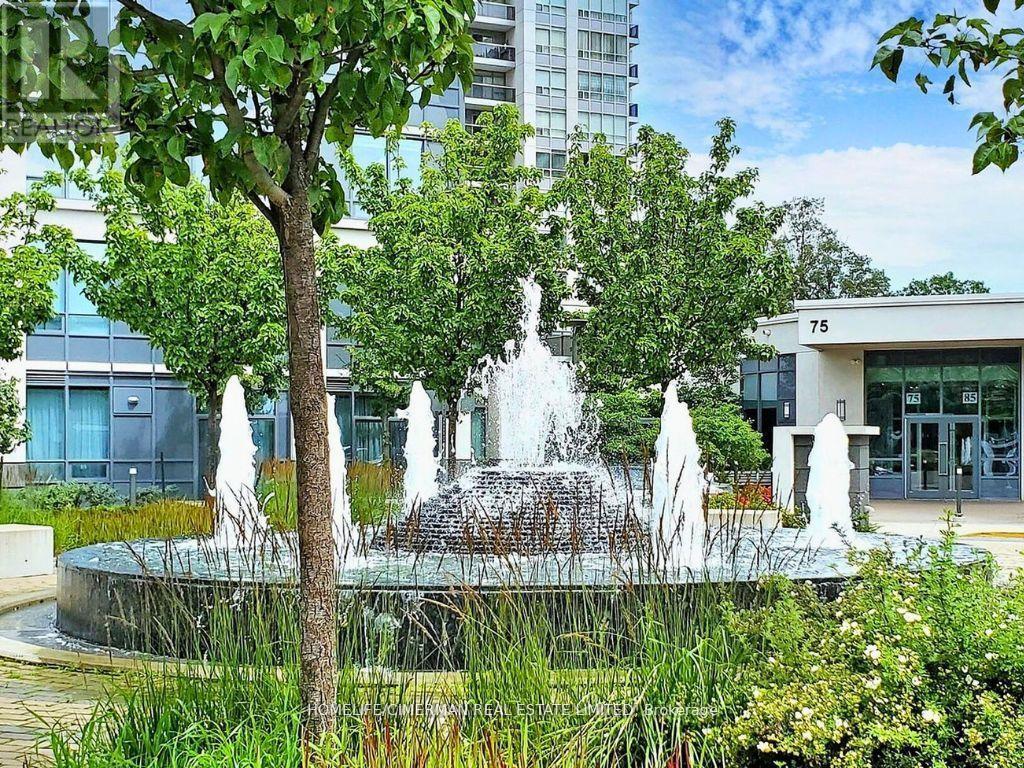 1512 - 75 North Park Road, Vaughan (Beverley Glen), Ontario  L4J 0H8 - Photo 3 - N12902702