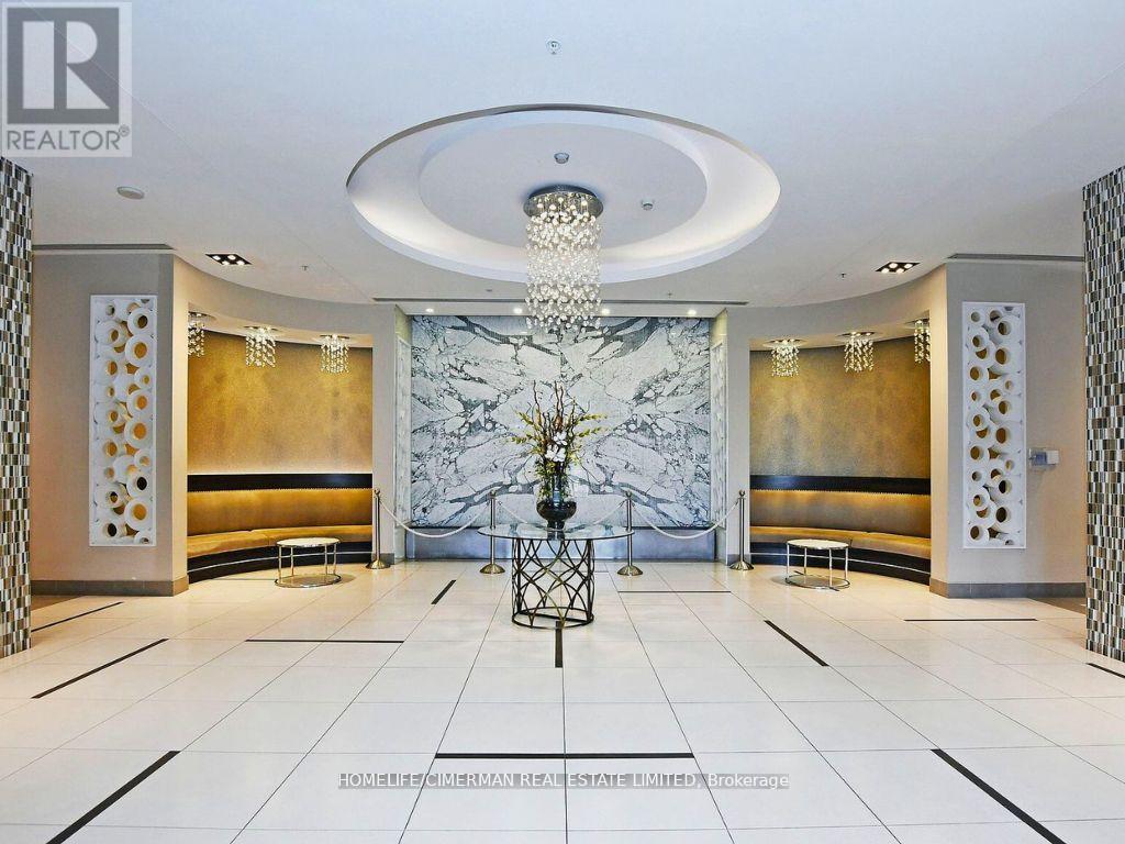 1512 - 75 North Park Road, Vaughan (Beverley Glen), Ontario  L4J 0H8 - Photo 5 - N12902702